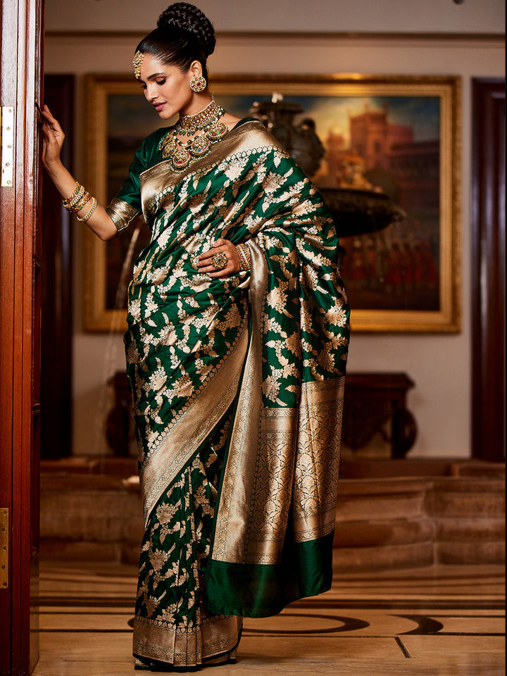 Beautiful Jaal Banarasi Silk Saree