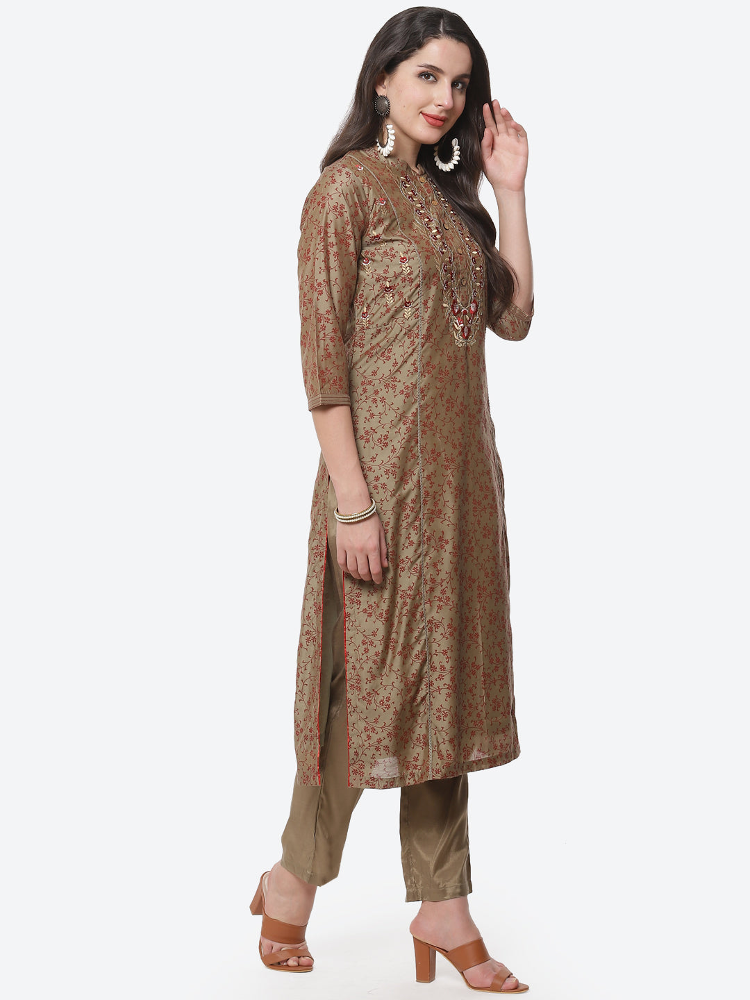 Resham Booti Chanderi Kurti With Pant