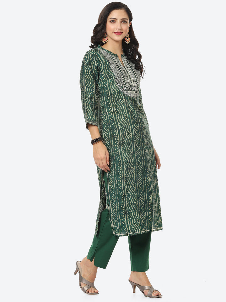 Zari Embroidered Bandhej Printed Muslin Kurti With Pant