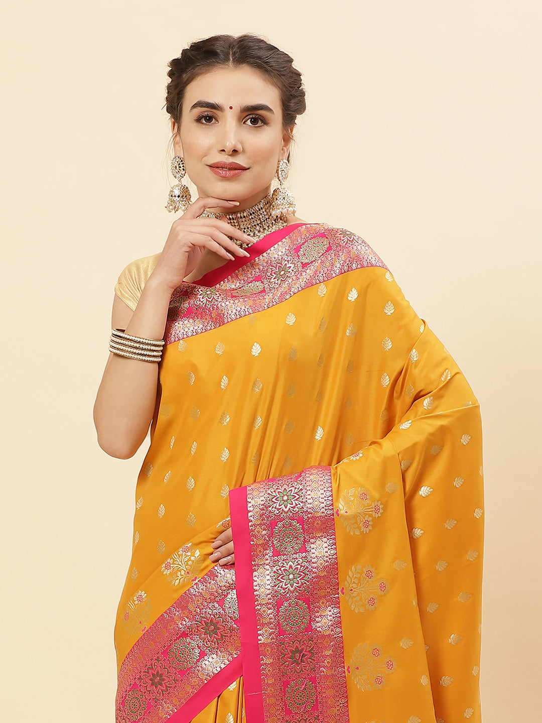 Art Handloom Saree with Zari Border Booti