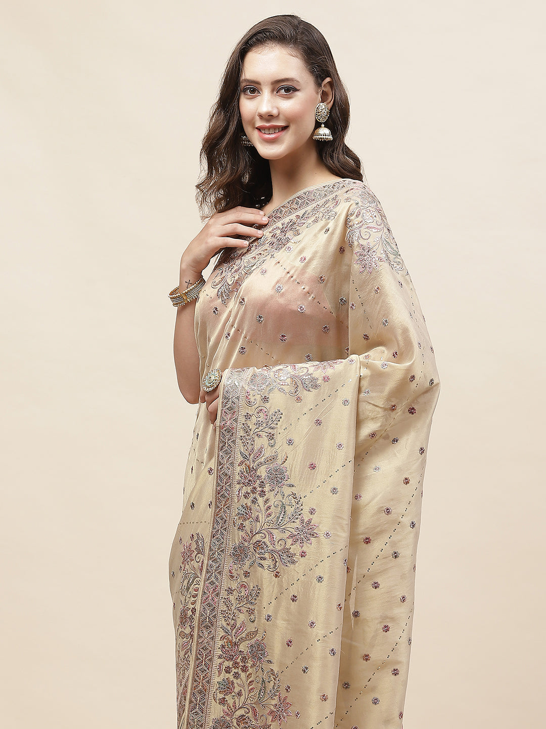 Resham Jaal Embroidery Banarsi Saree