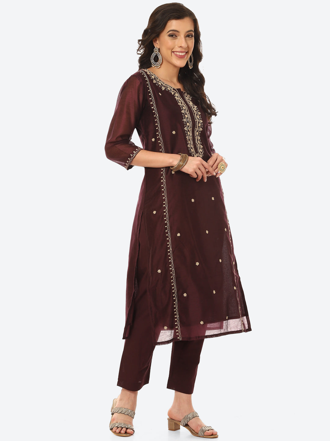 Zari Neck Embroidered Booti Chanderi Kurta With Pant &amp; Dupatta