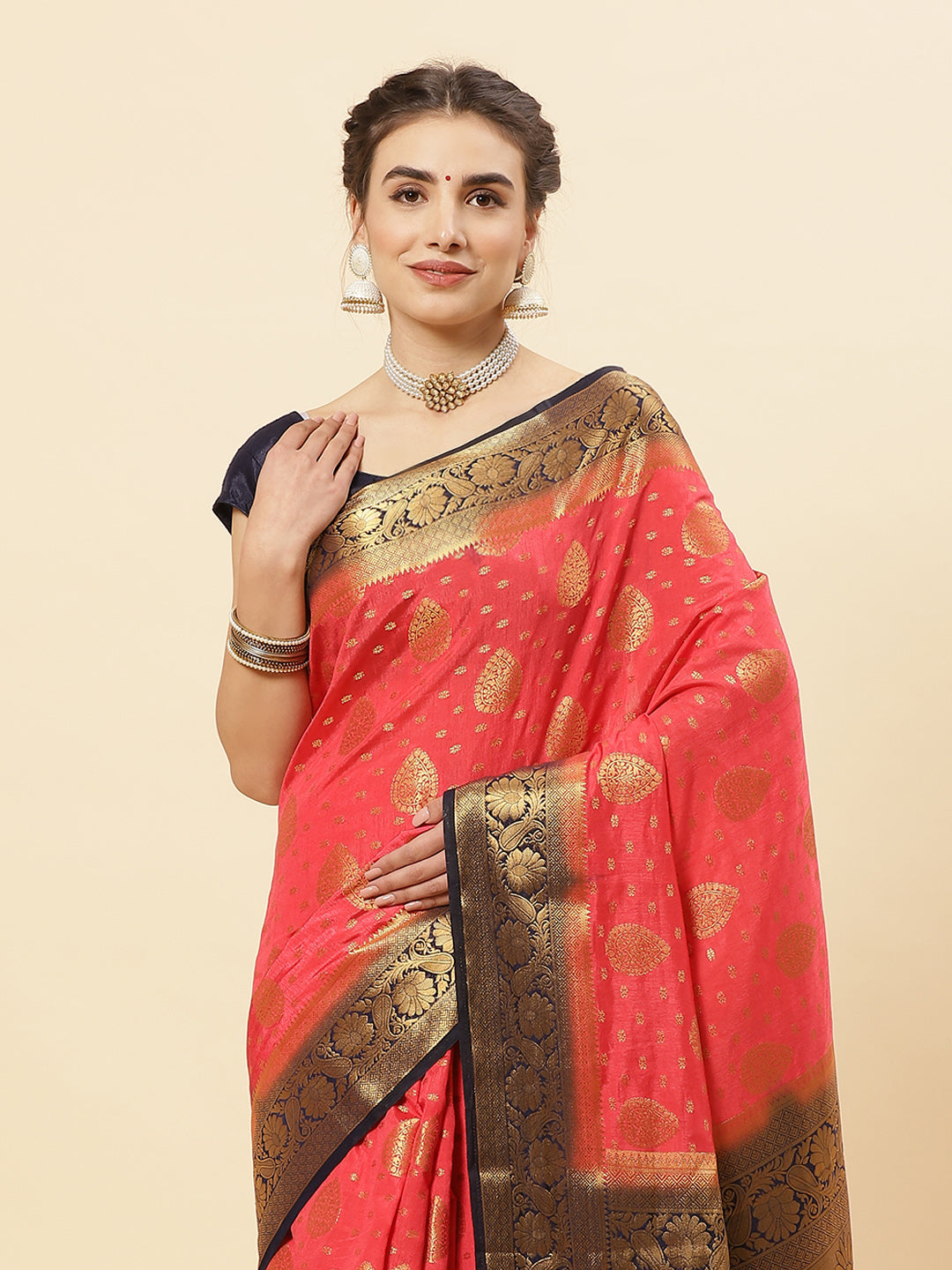Zari Border Booti Art Handloom Saree With Running Blouse