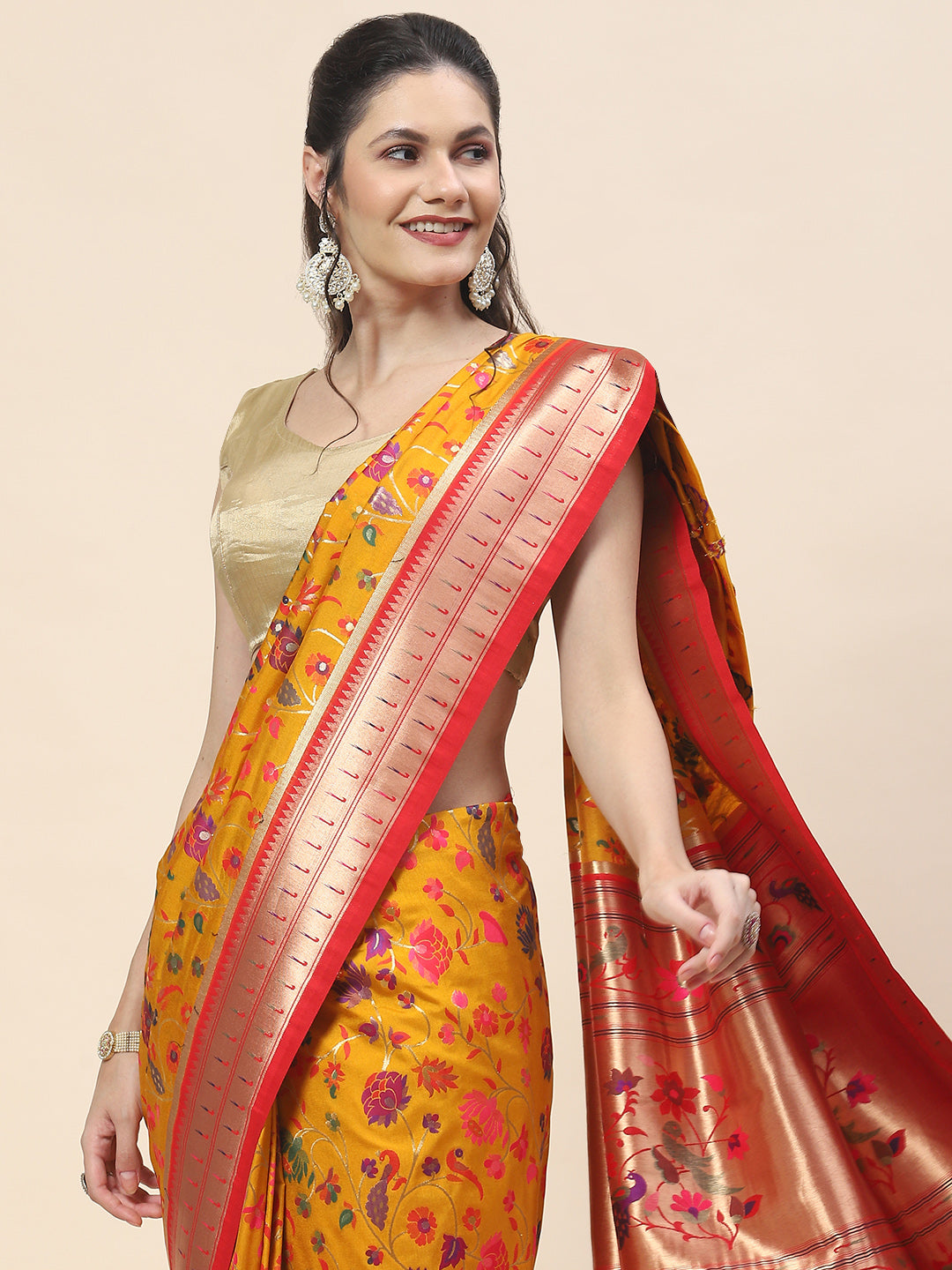 Zari Jaal Woven Handloom Saree