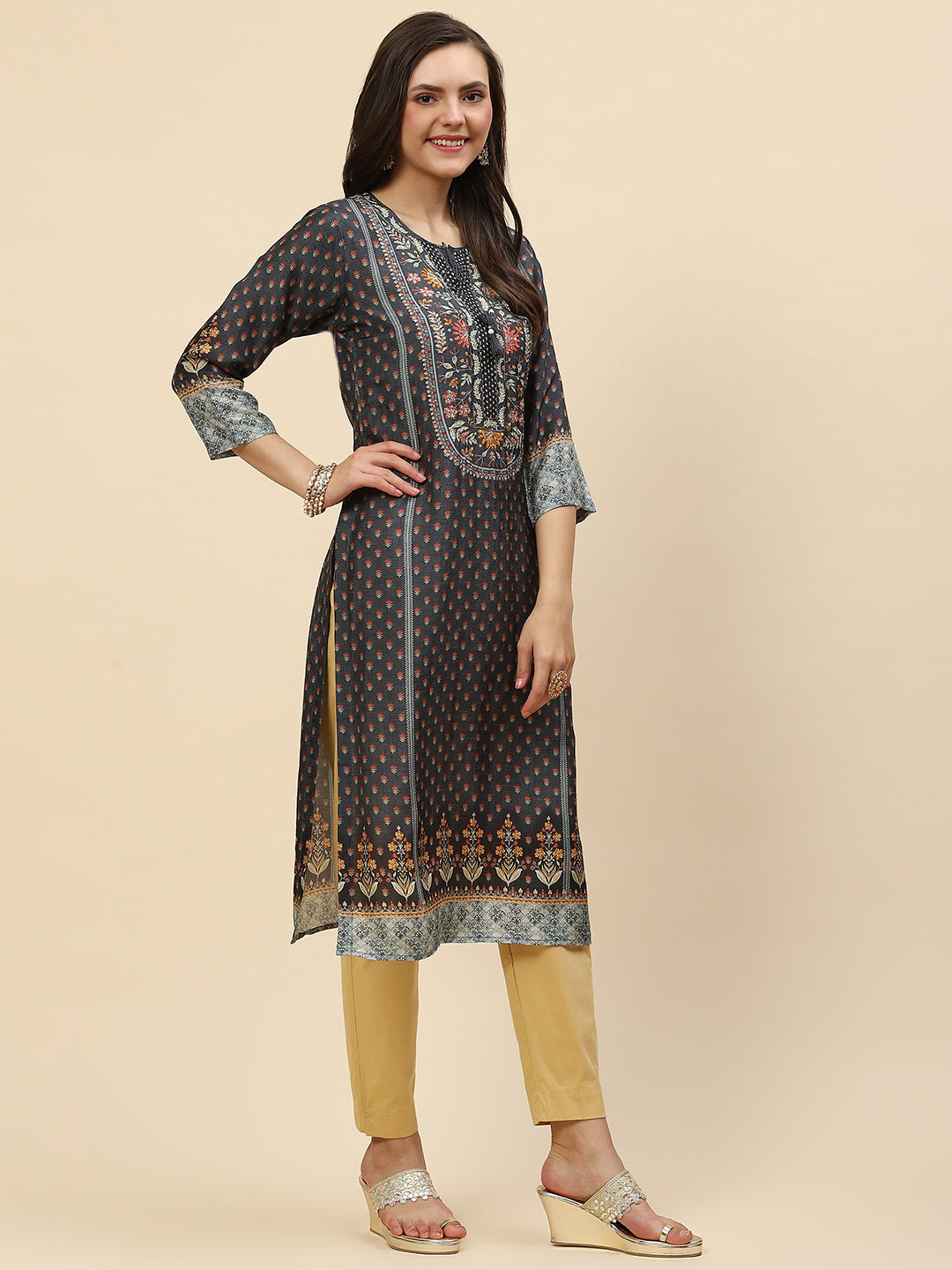 Neck Embroidered &amp; Printed Handloom Kurta