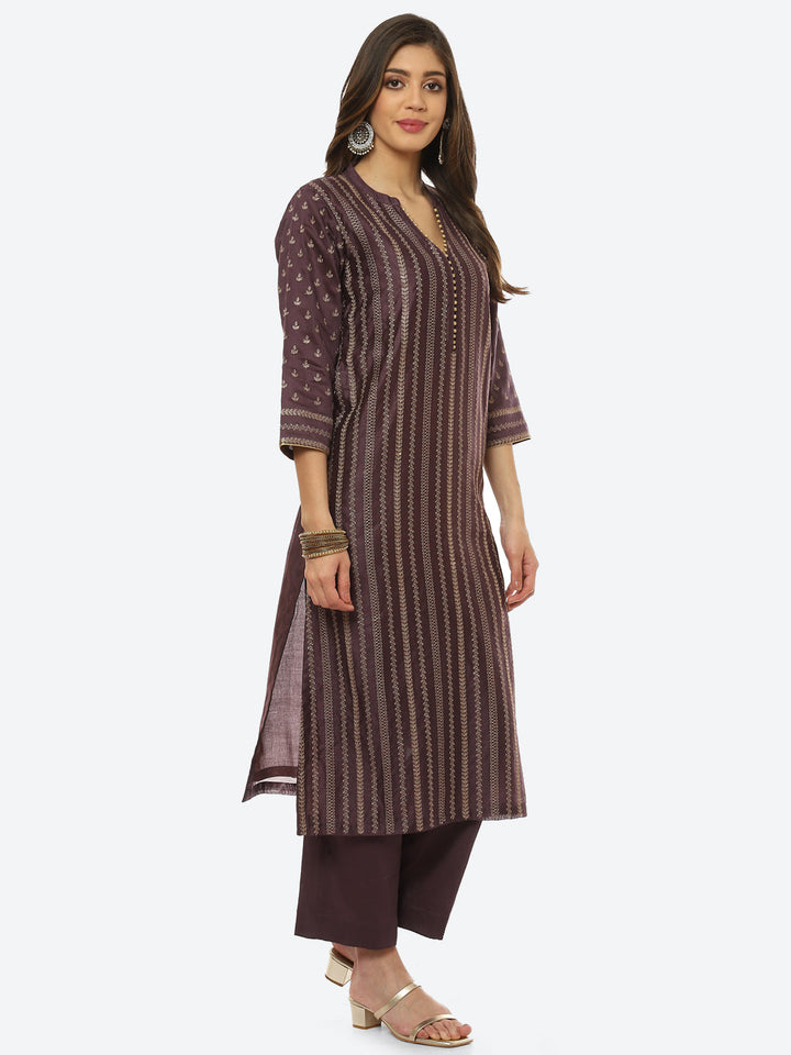 Resham Embroidered Booti Border Chanderi kurta With Pant &amp; Dupatta