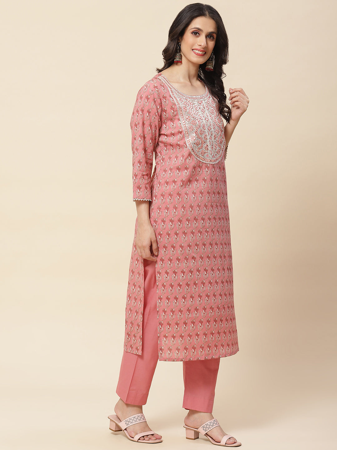 Printed  &amp; Neck Embroidered Cotton Kurta With Pants