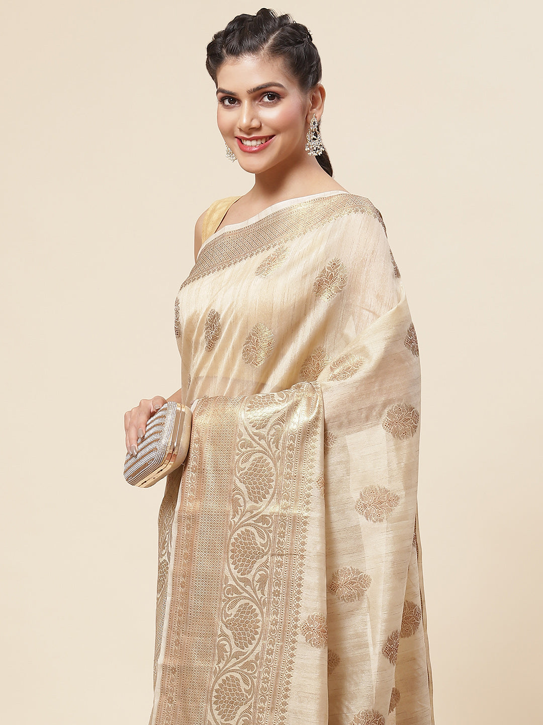 Zari Booti Woven Cotton Saree