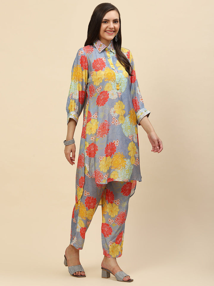 Floral Printed Muslin Kurta With Pants