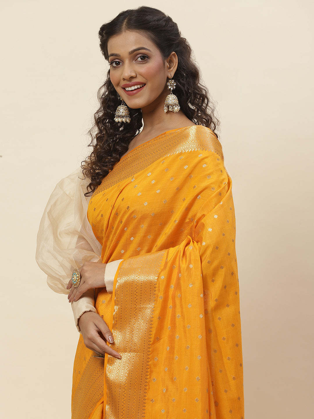 Zari Border Woven Handloom Saree