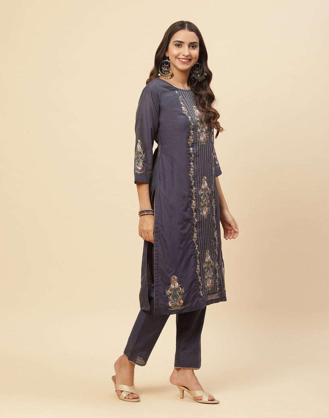 Resham Work Embroidered Chanderi Kurti With Pant