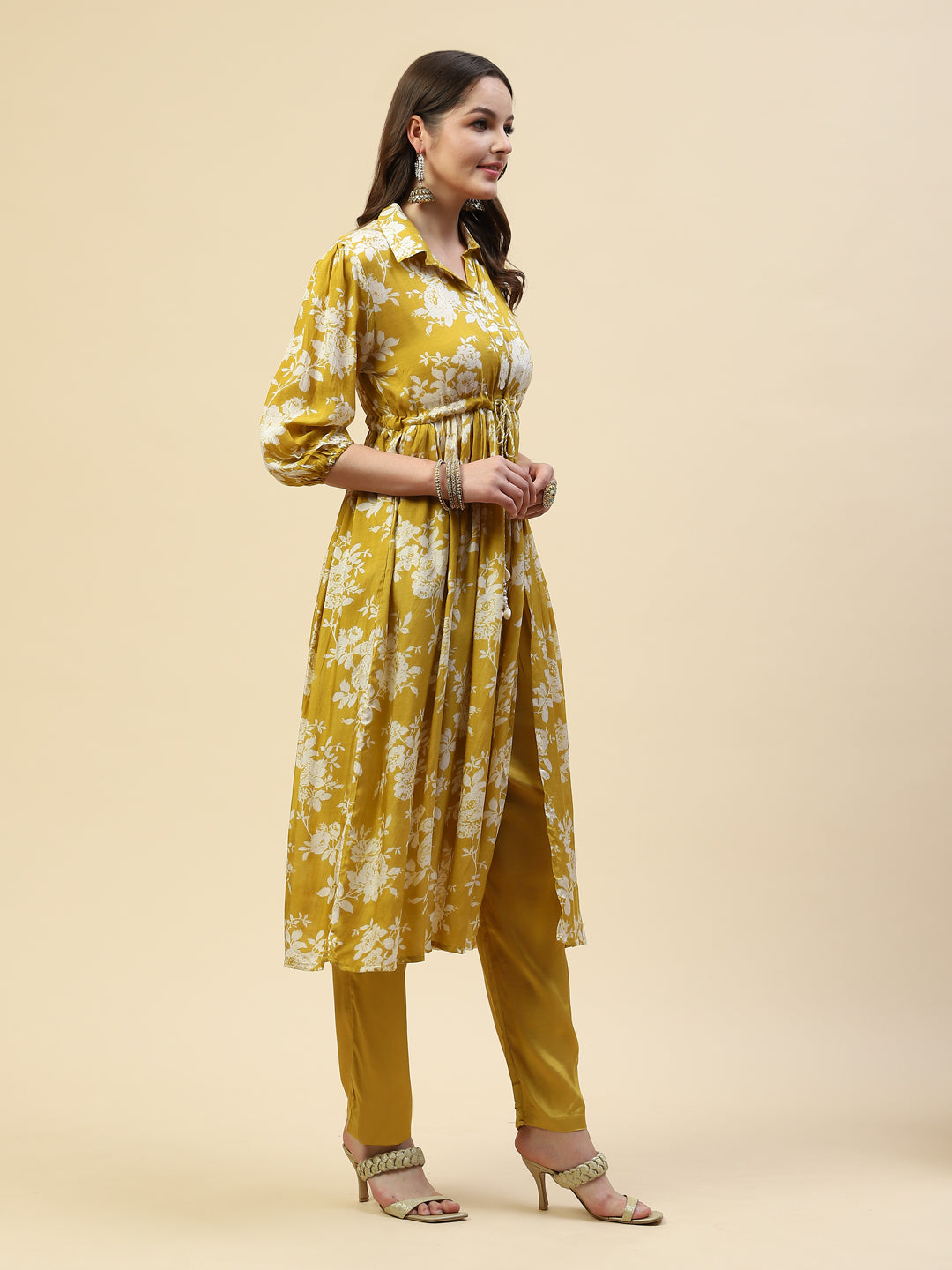 Floral Printed Muslin Kurta With Pants