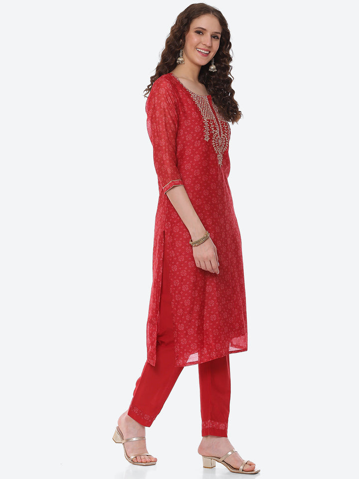 Gota Neck Booti Chanderi Kurta With Pant &amp; Dupatta