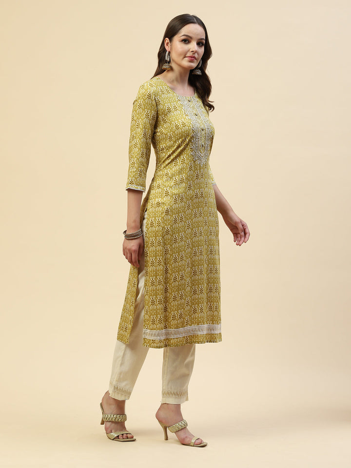 Digital Printed Cotton Kurta With Pants &amp; Cotton Dupatta