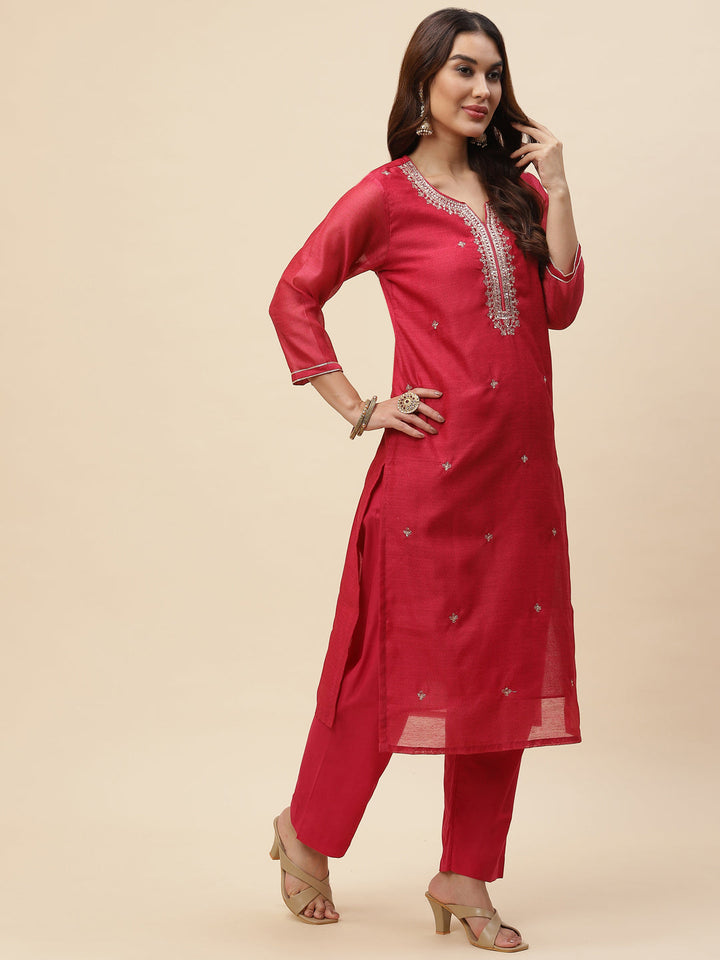 Neck Embroidered Chanderi Kurta With Pants &amp; Dupatta