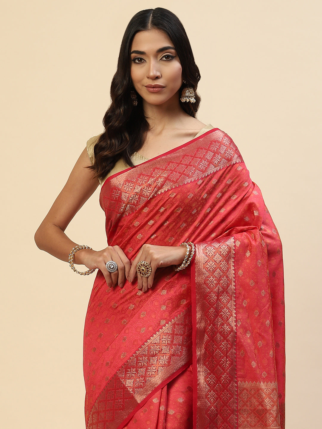 Zari Border Booti Handloom Woven Saree