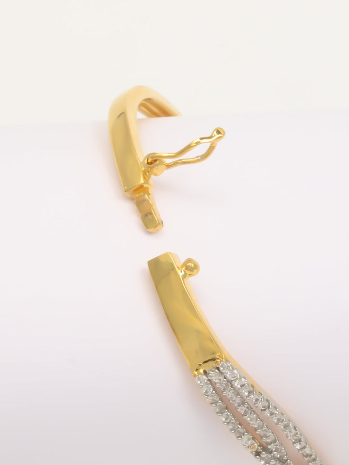 BRACELET (JEWELRY)
