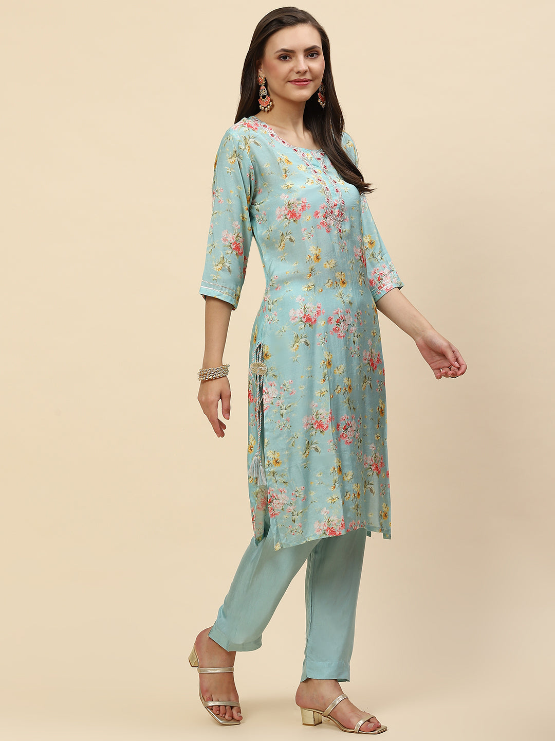Floral Printed Muslin Kurta With Pants