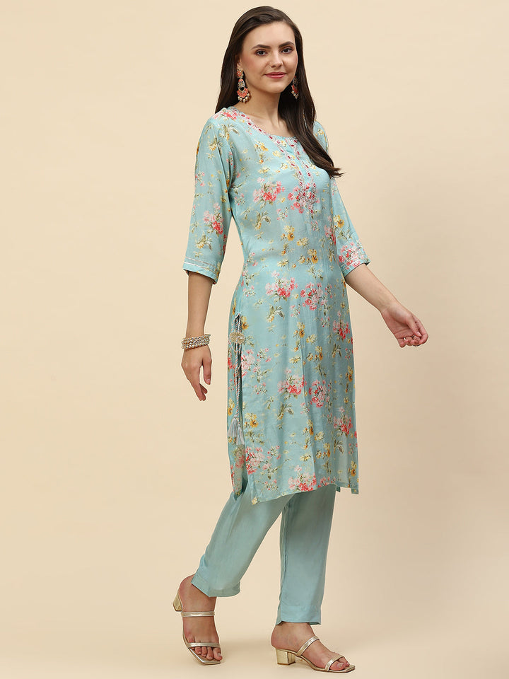 Floral Printed Muslin Kurta With Pants