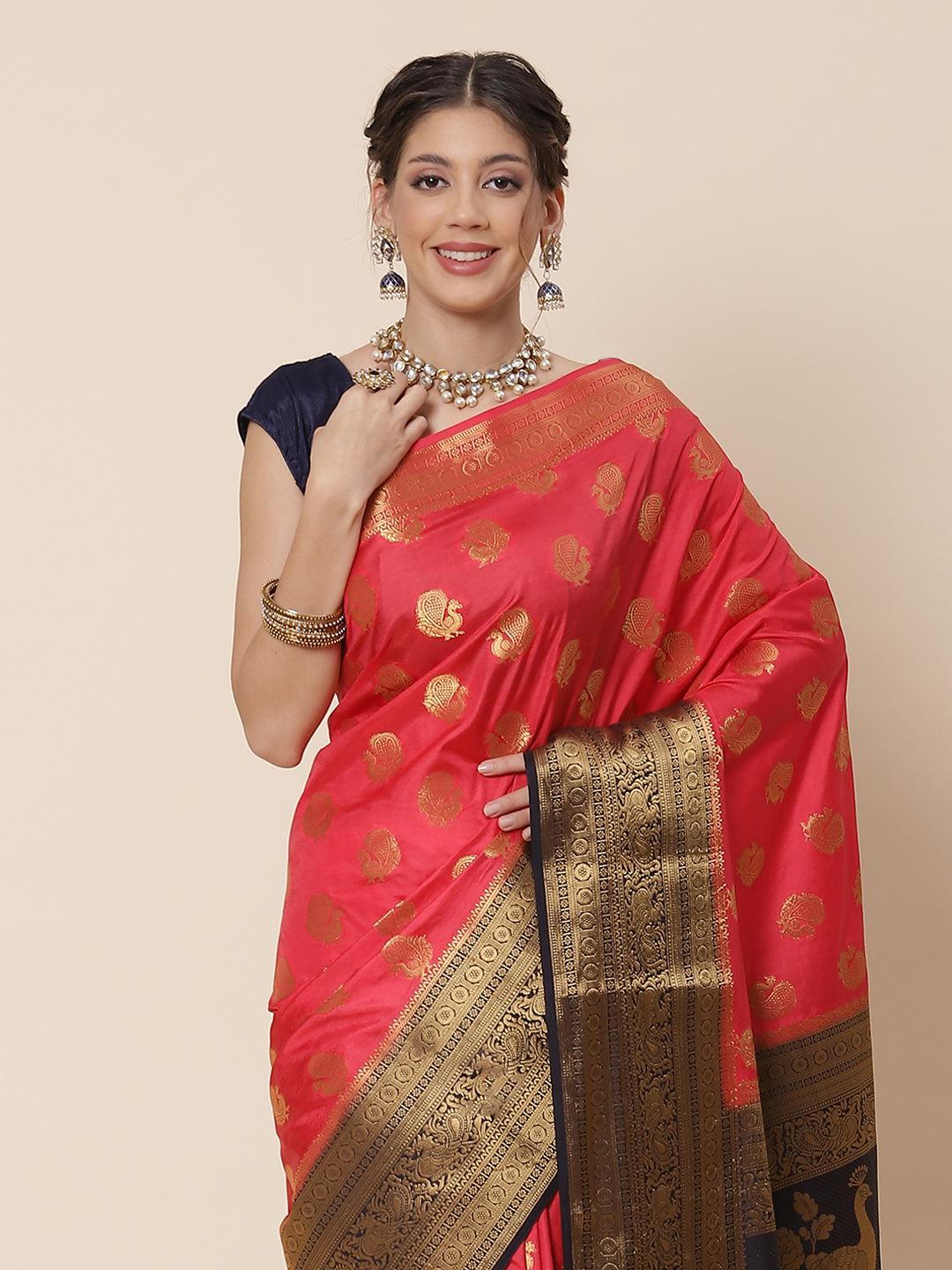 Zari Border Woven Art Handloom Saree