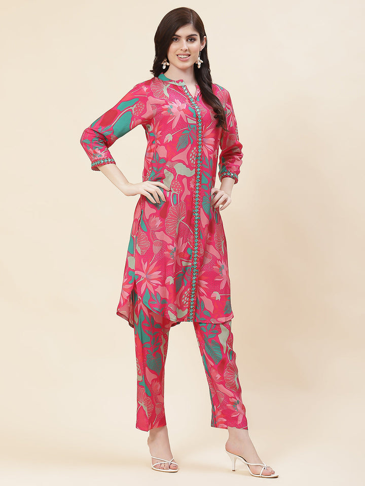 Floral Printed Muslin Kurta With Pants