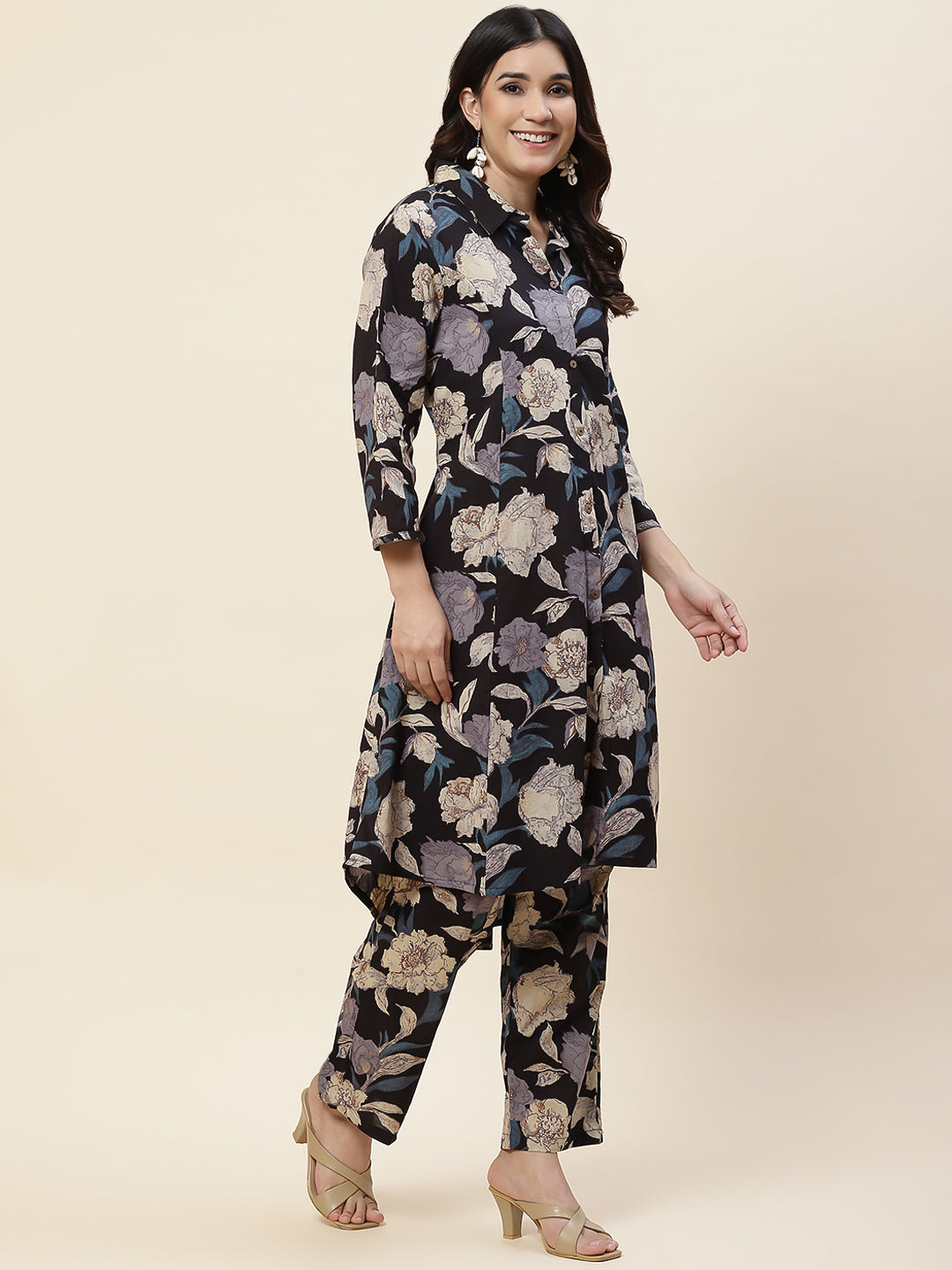 Floral Printed Cotton Kurta With Pants