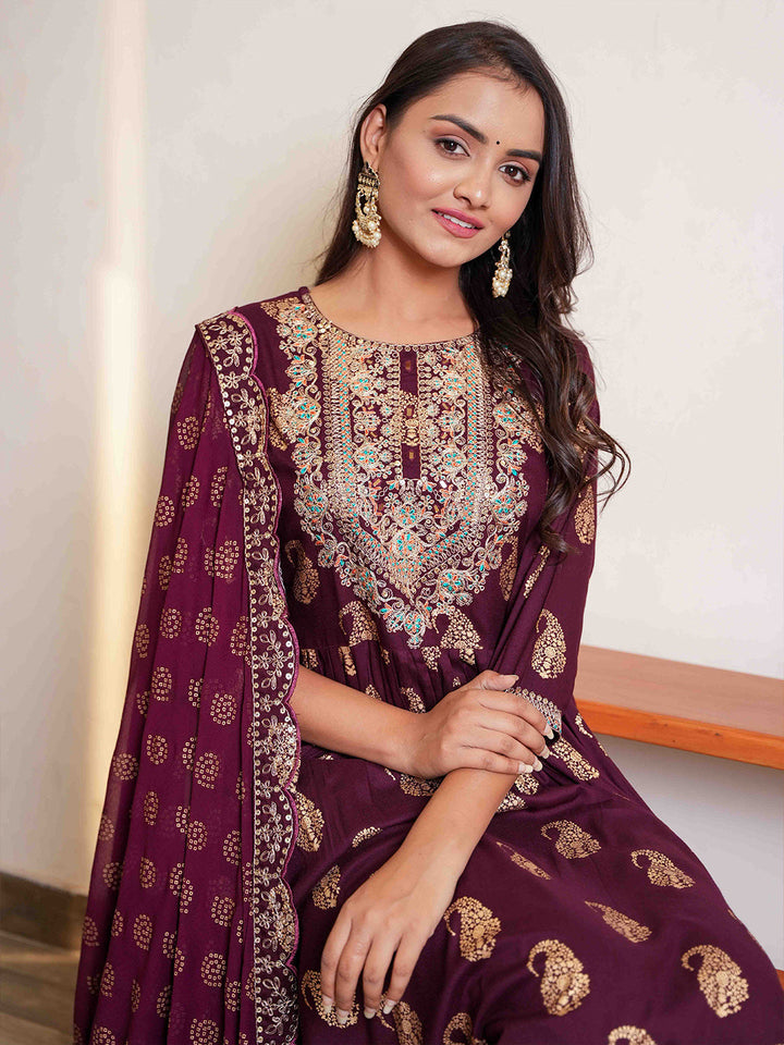 Zari Booti &amp; Paisley Printed Kurta With Pants &amp; Dupatta