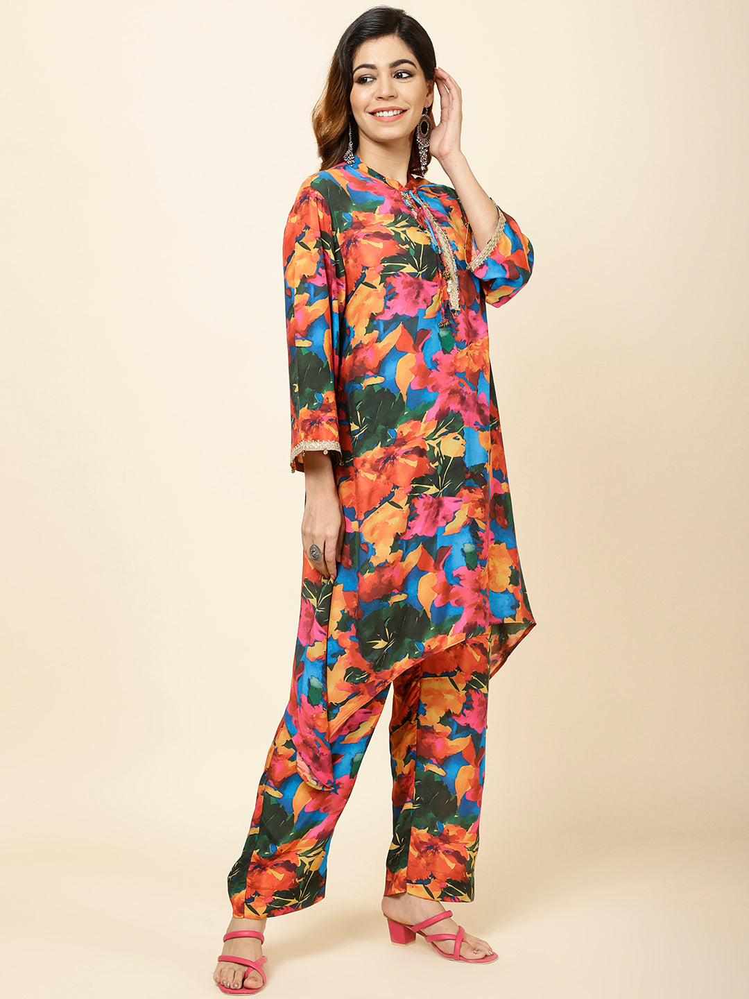 Floral Printed Muslin Kurta With Pants
