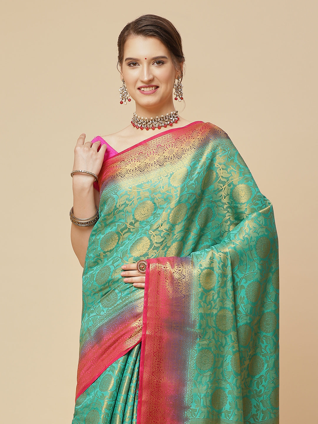 Zari Jaal Art Handloom Woven Saree