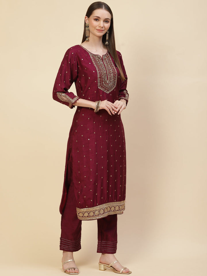 Zari Booti Handloom Kurta With Pants &amp; Dupatta