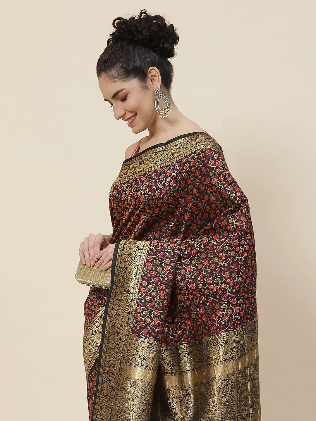 Zari Jaal Handloom Woven Saree