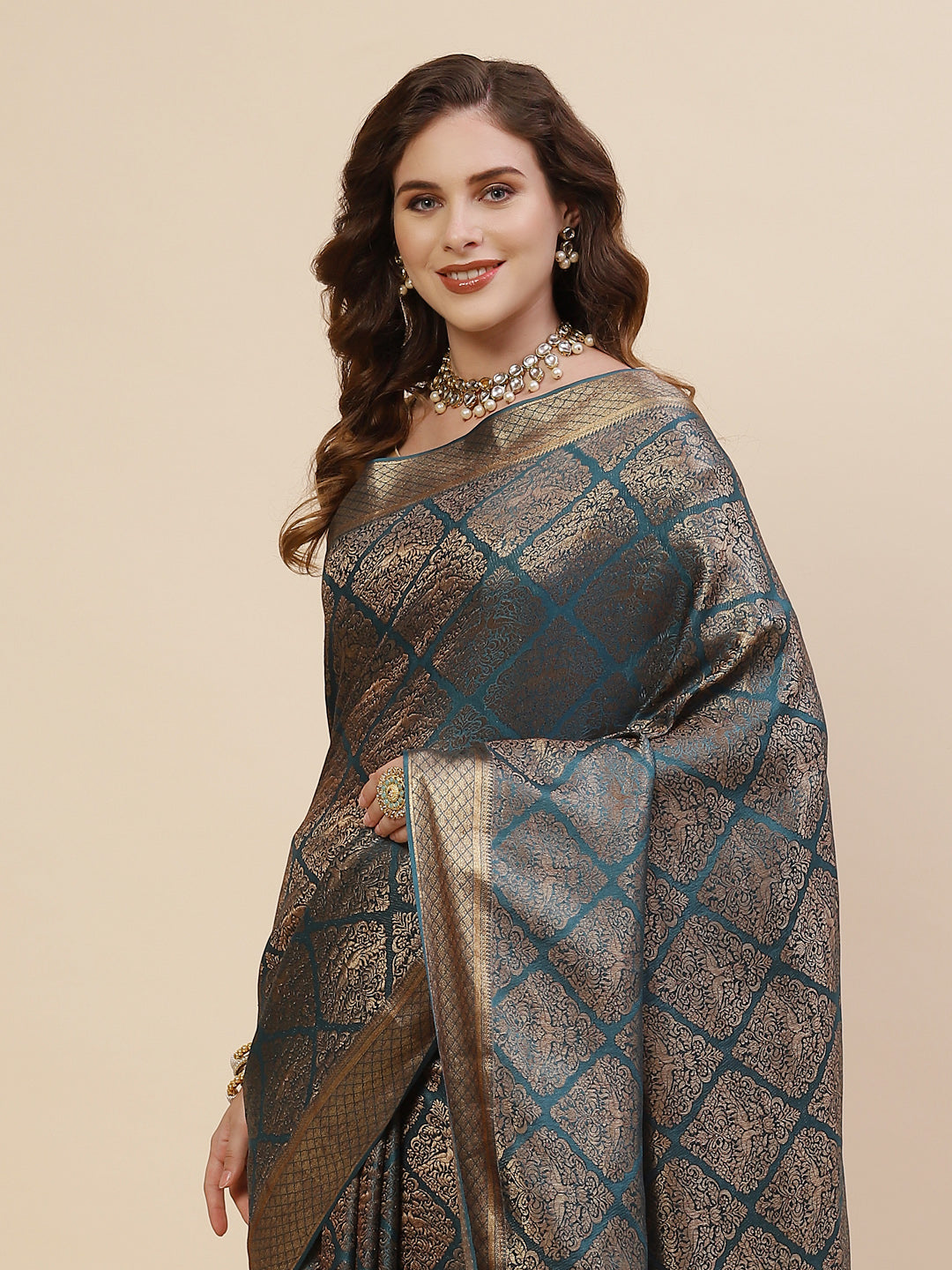 Antique Brocade Jaal Crepe Plain Saree