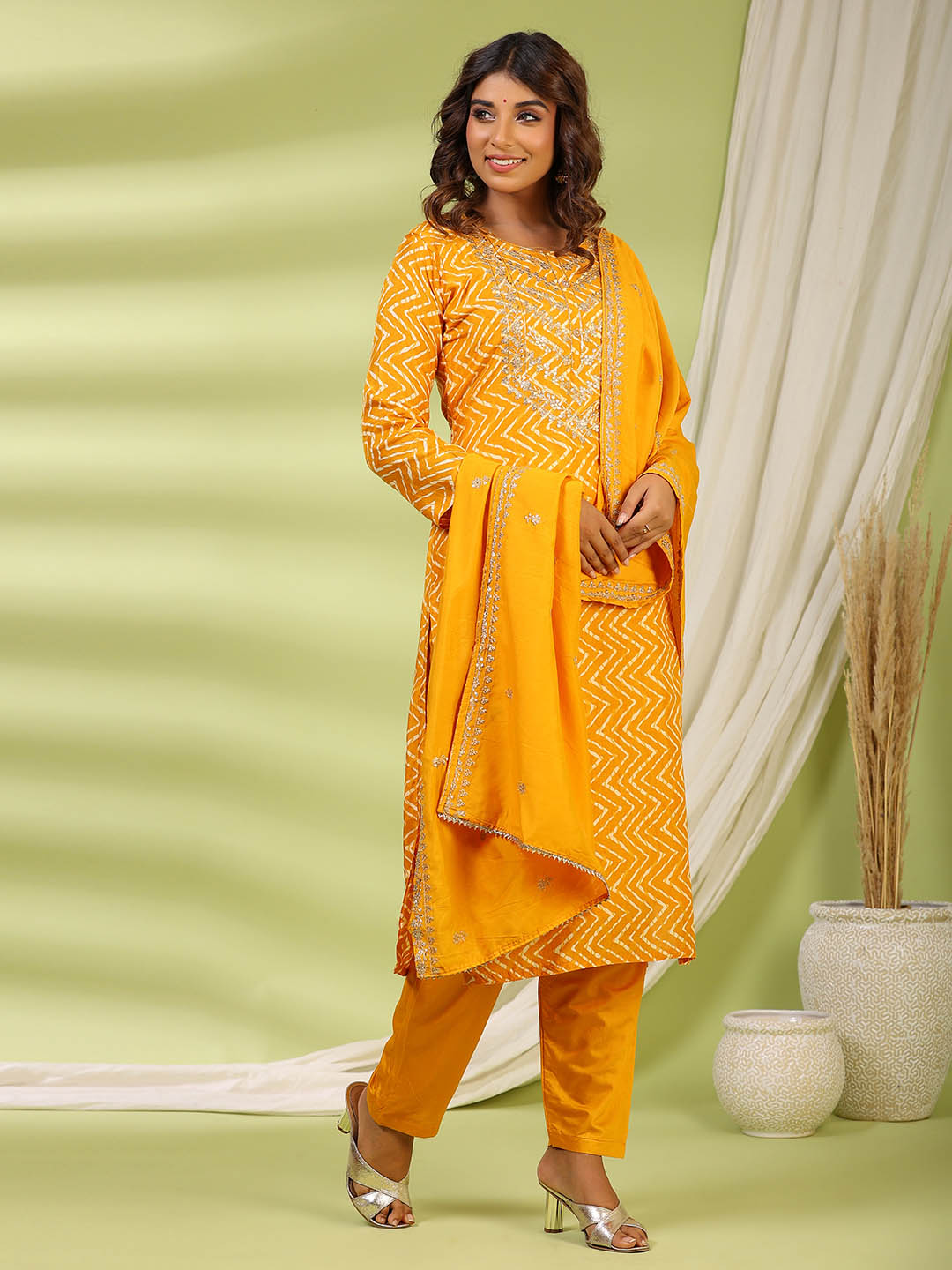 Printed Muslin Kurta With Pants &amp; Dupatta