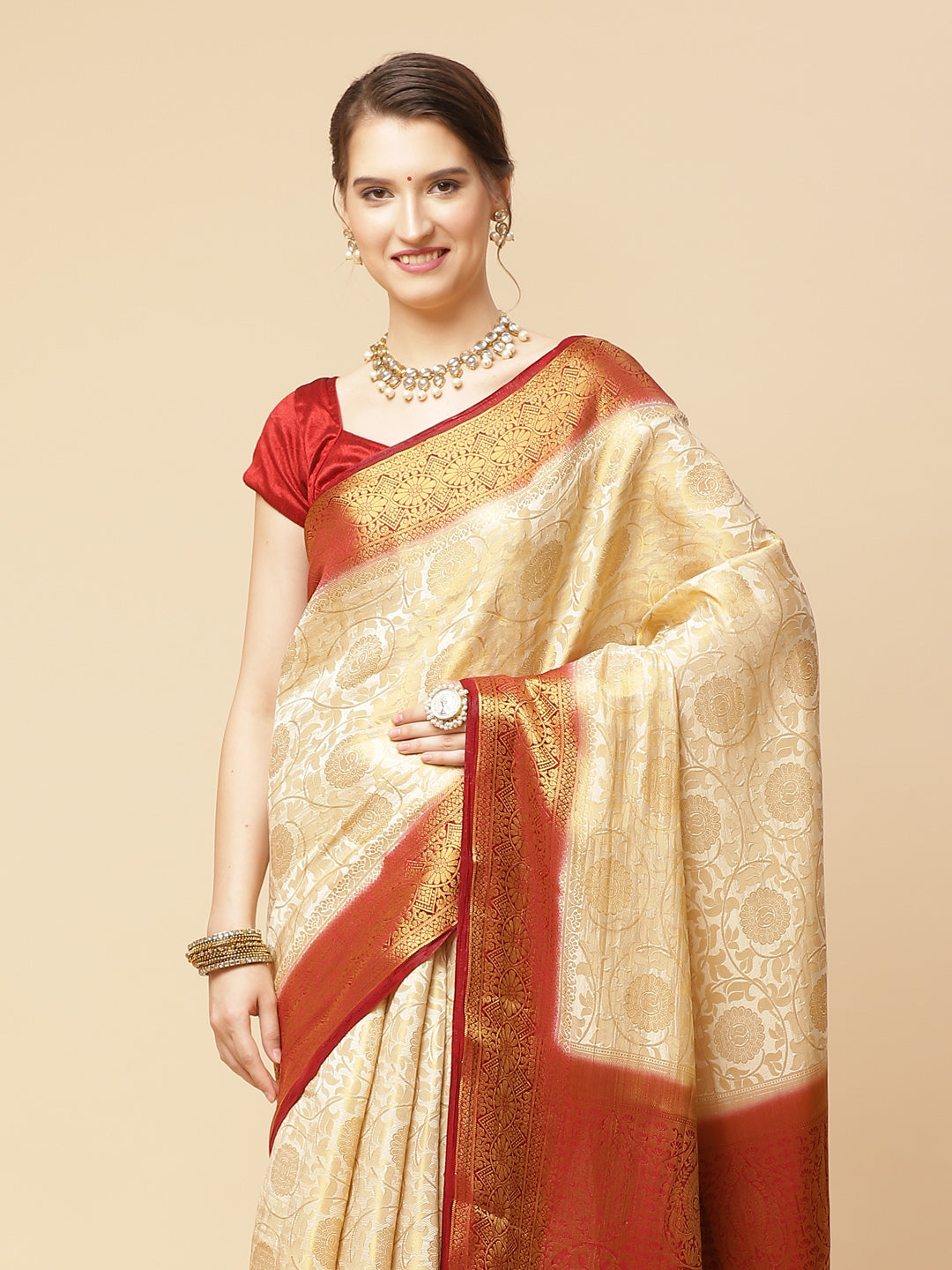 Zari Jaal Art Handloom Woven Saree