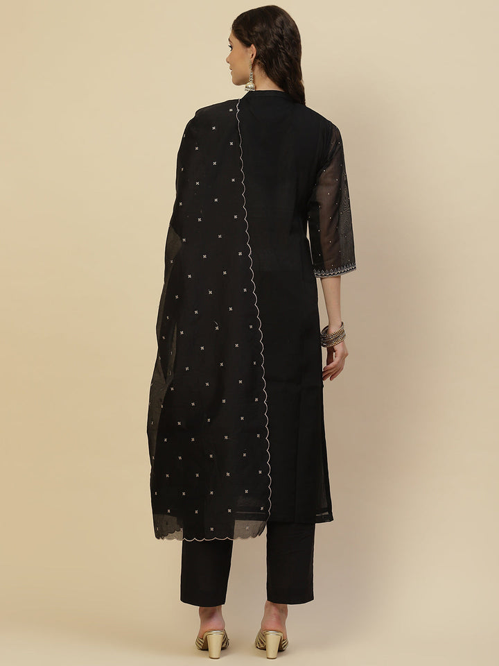 Resham Neck Embroidered Chanderi Kurta With Pants &amp; Dupatta
