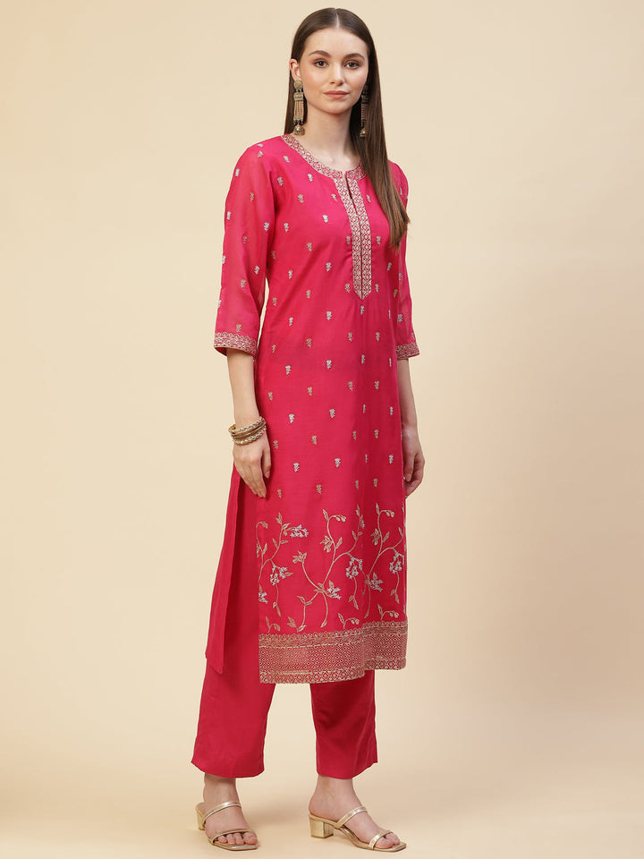 Resham Booti Cotton Kurta With Pants &amp; Dupatta