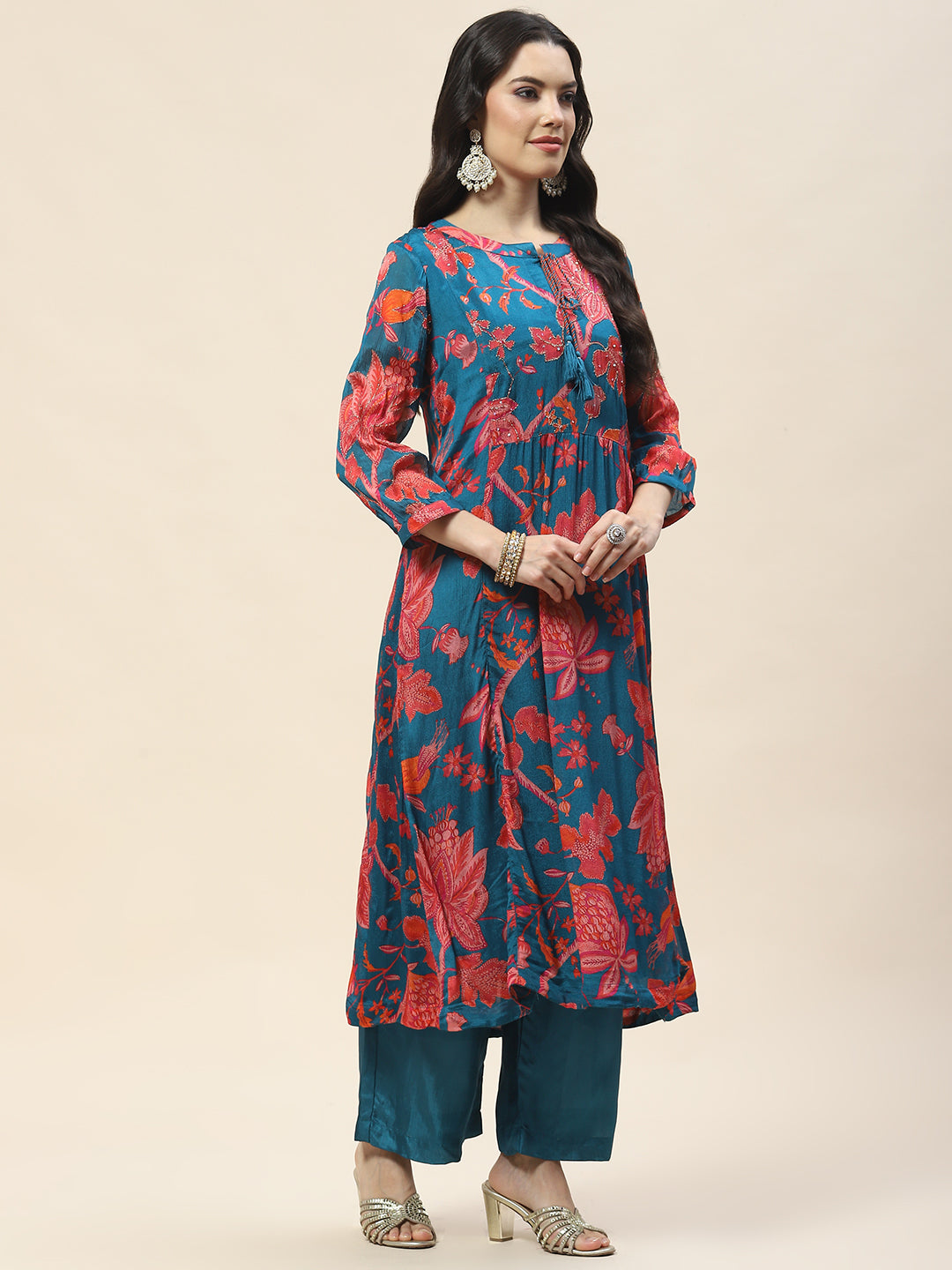 Floral Printed Muslin Kurta With Pants