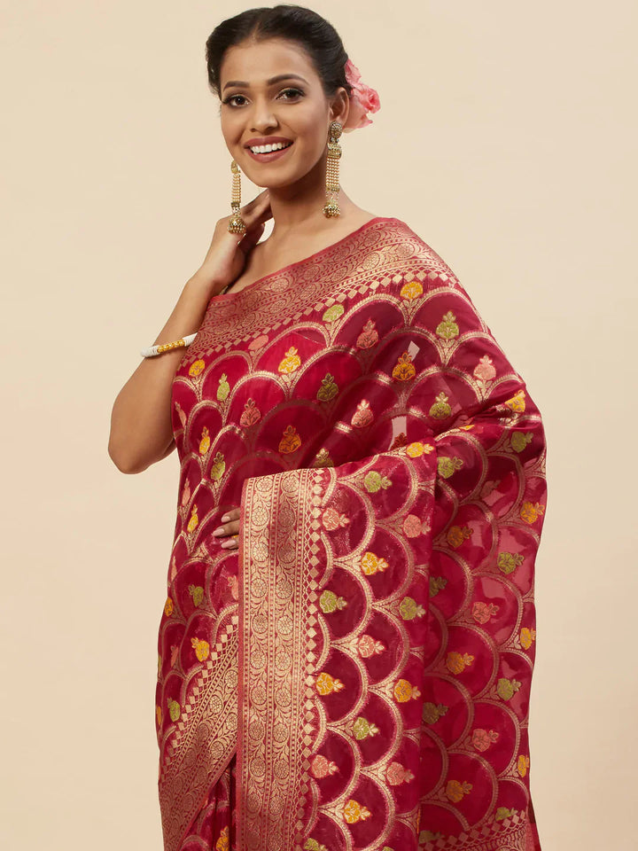 Zari Jaal Handloom Woven Saree