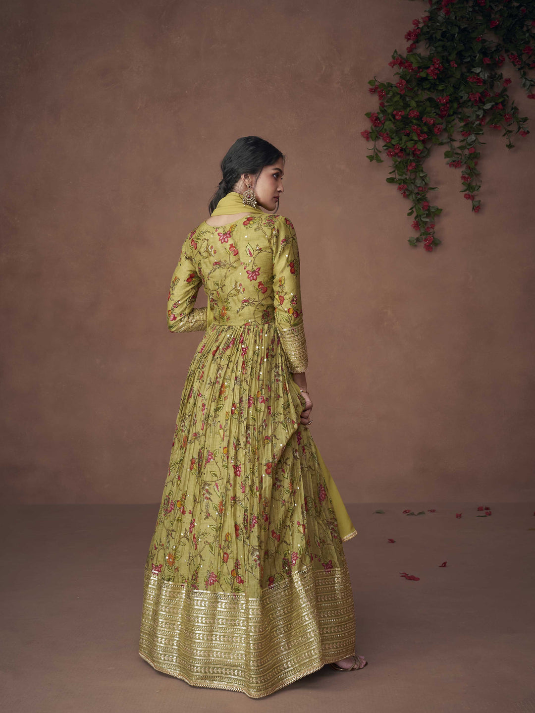 Floral Printed Organza Suit Set With Dupatta &amp; Churidar