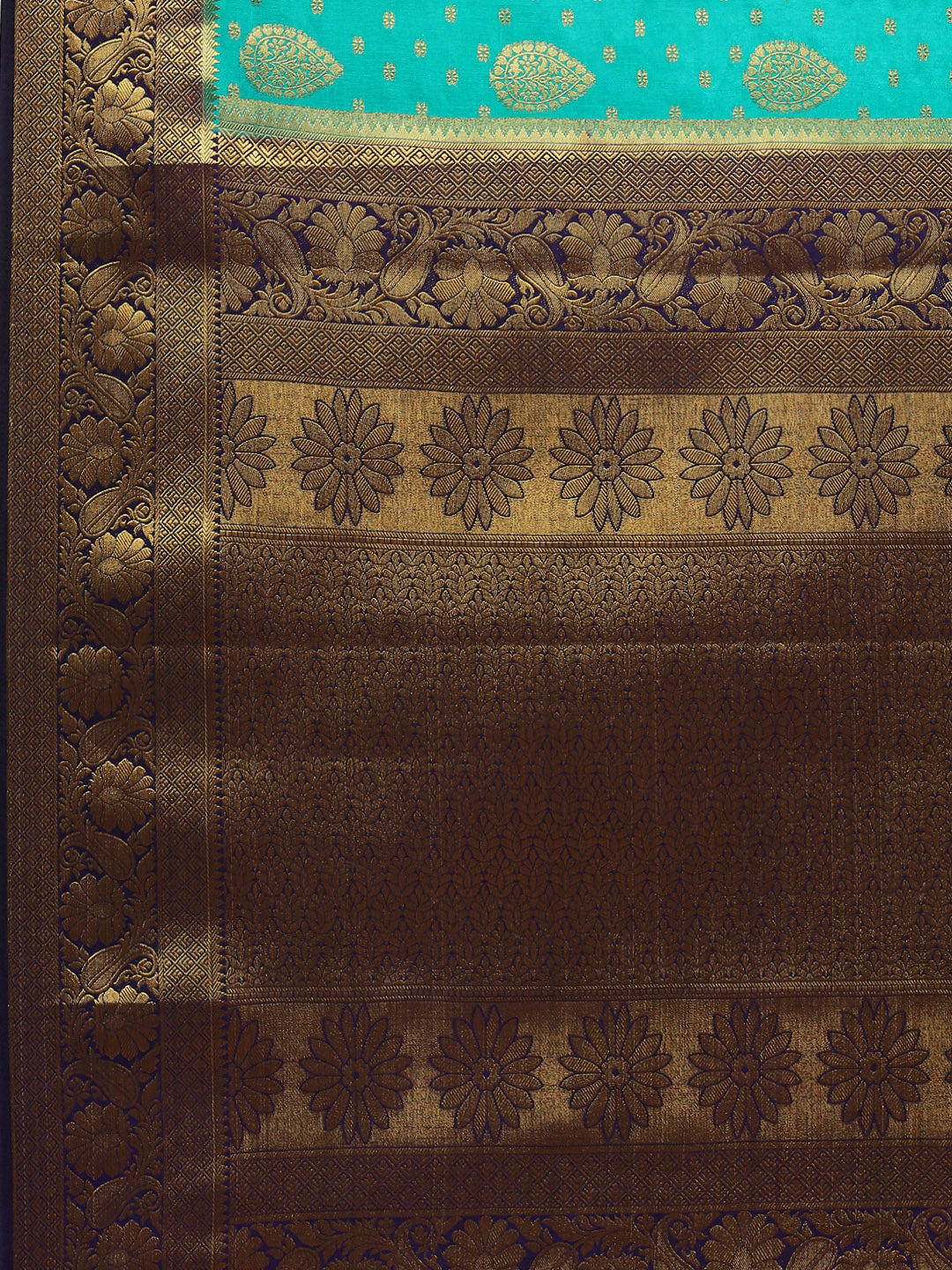 Zari Border Booti Handloom Woven Saree