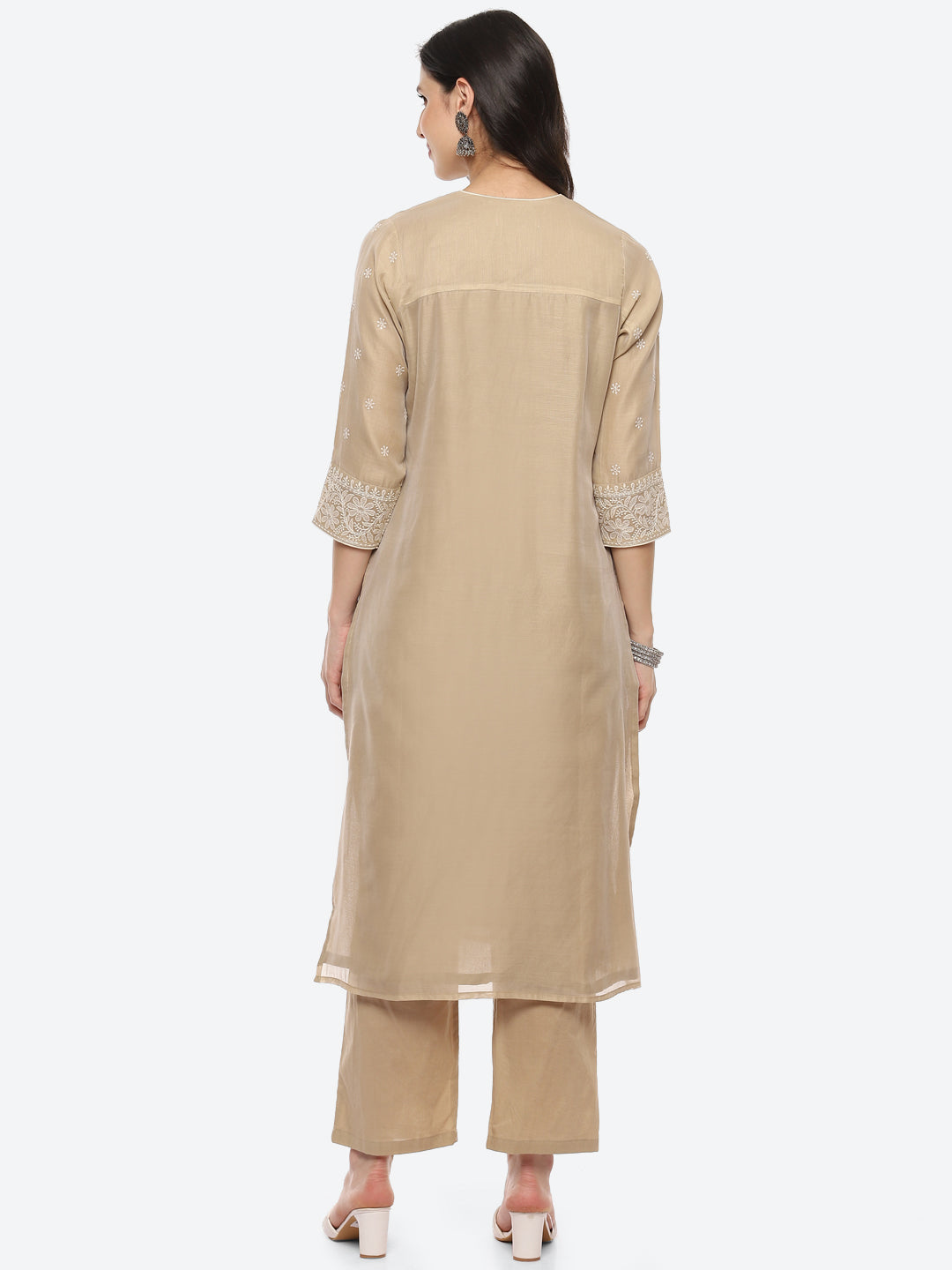 Thread Embroidered Chanderi Kurta With Pant