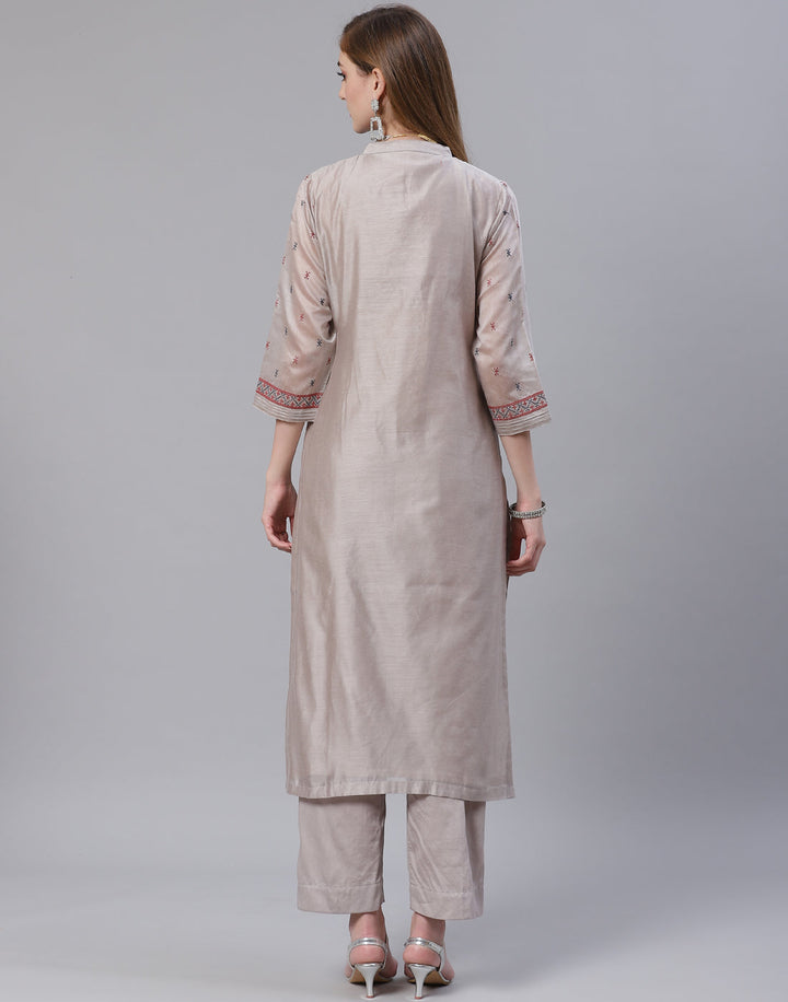 Embroidered Cotton Kurta With Pant &amp; Chanderi Dupatta
