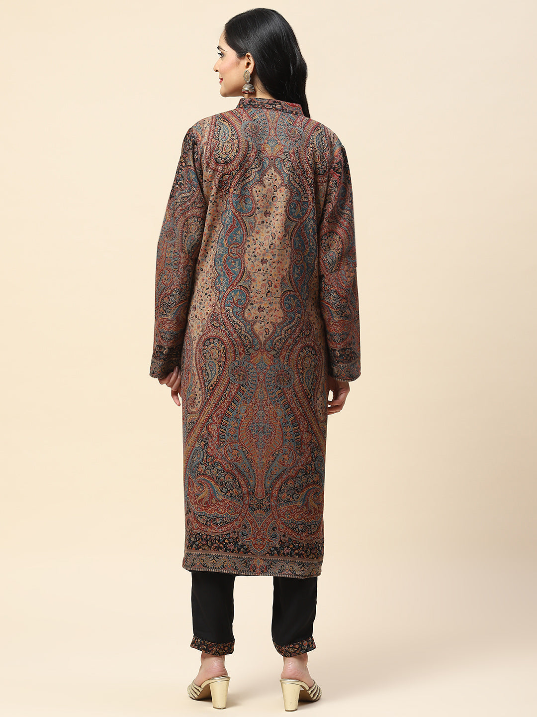 Resham Jaal Woven Pashmina Kurta With Pants &amp; Jacket