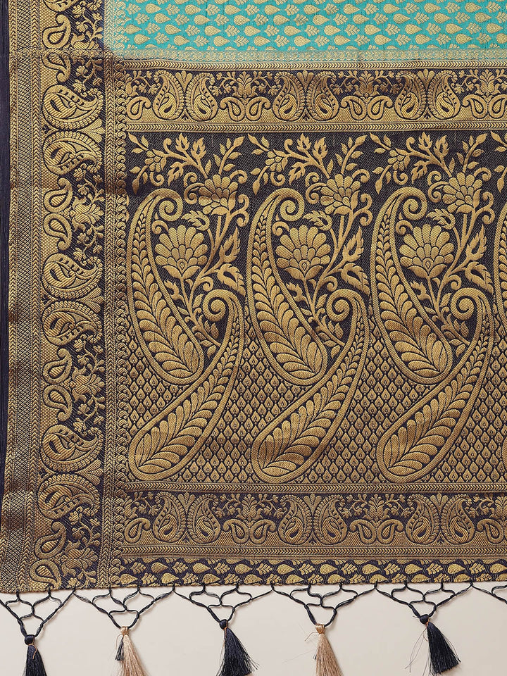 Zari Border Booti Art Handloom Woven Saree
