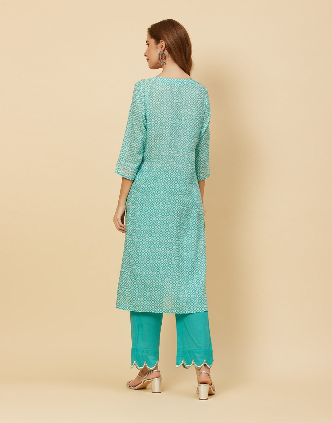 Embroidered Cotton Muslin Kurti With Pant