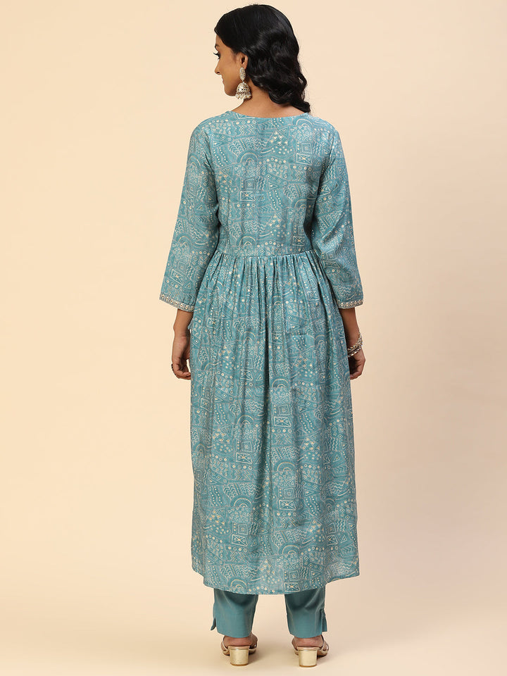 Embroidered Mirror Neck Printed Muslin Kurta With Pants
