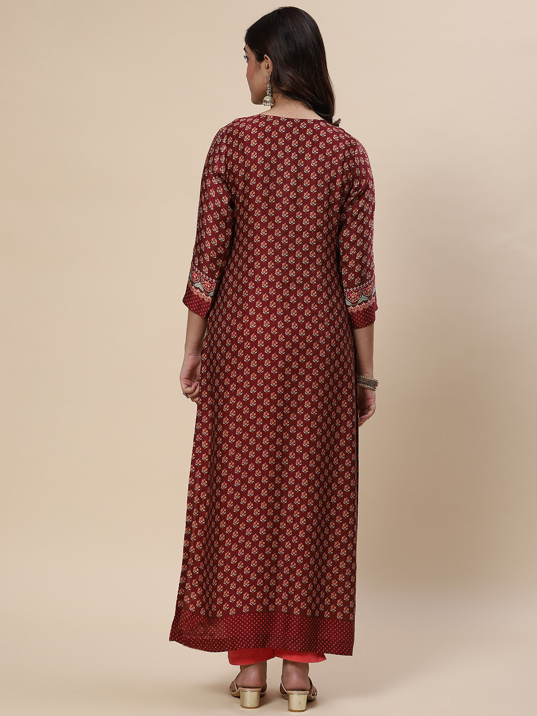 Zari Neck Embroidered &amp; Printed Satin Kurta