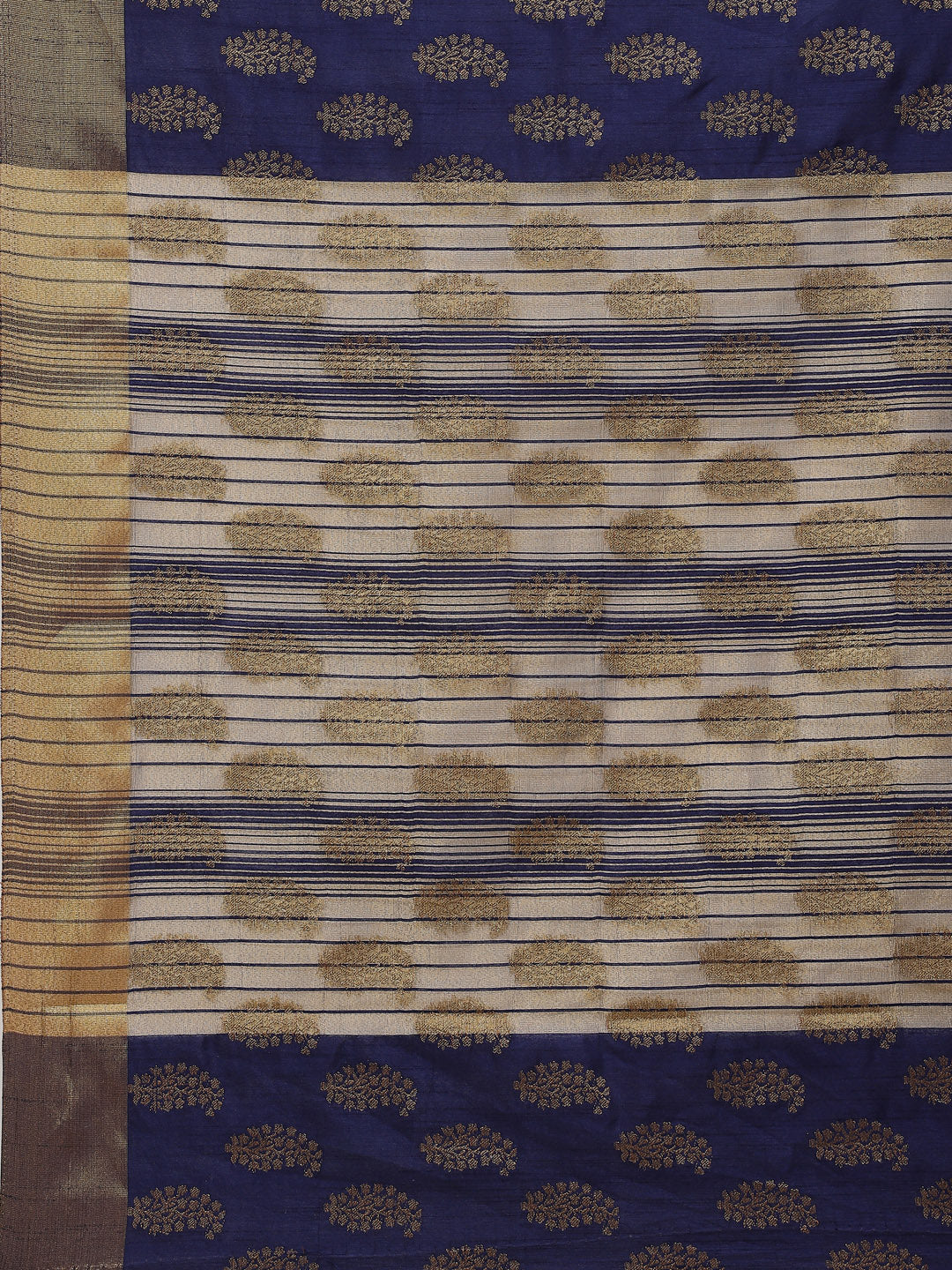 Zari Border Booti Art Handloom Woven Saree