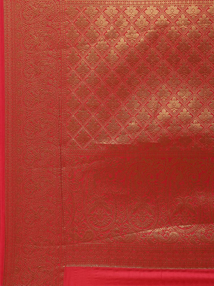 Zari Border Booti Art Handloom Woven Saree