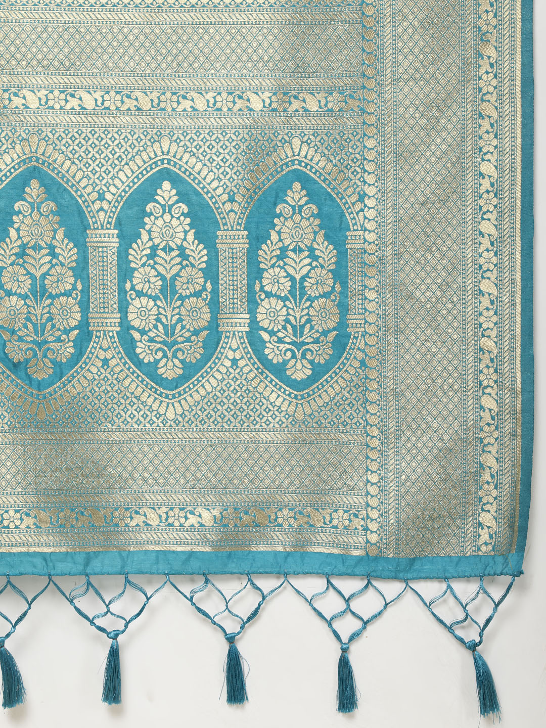 Zari Border Woven Handloom Saree